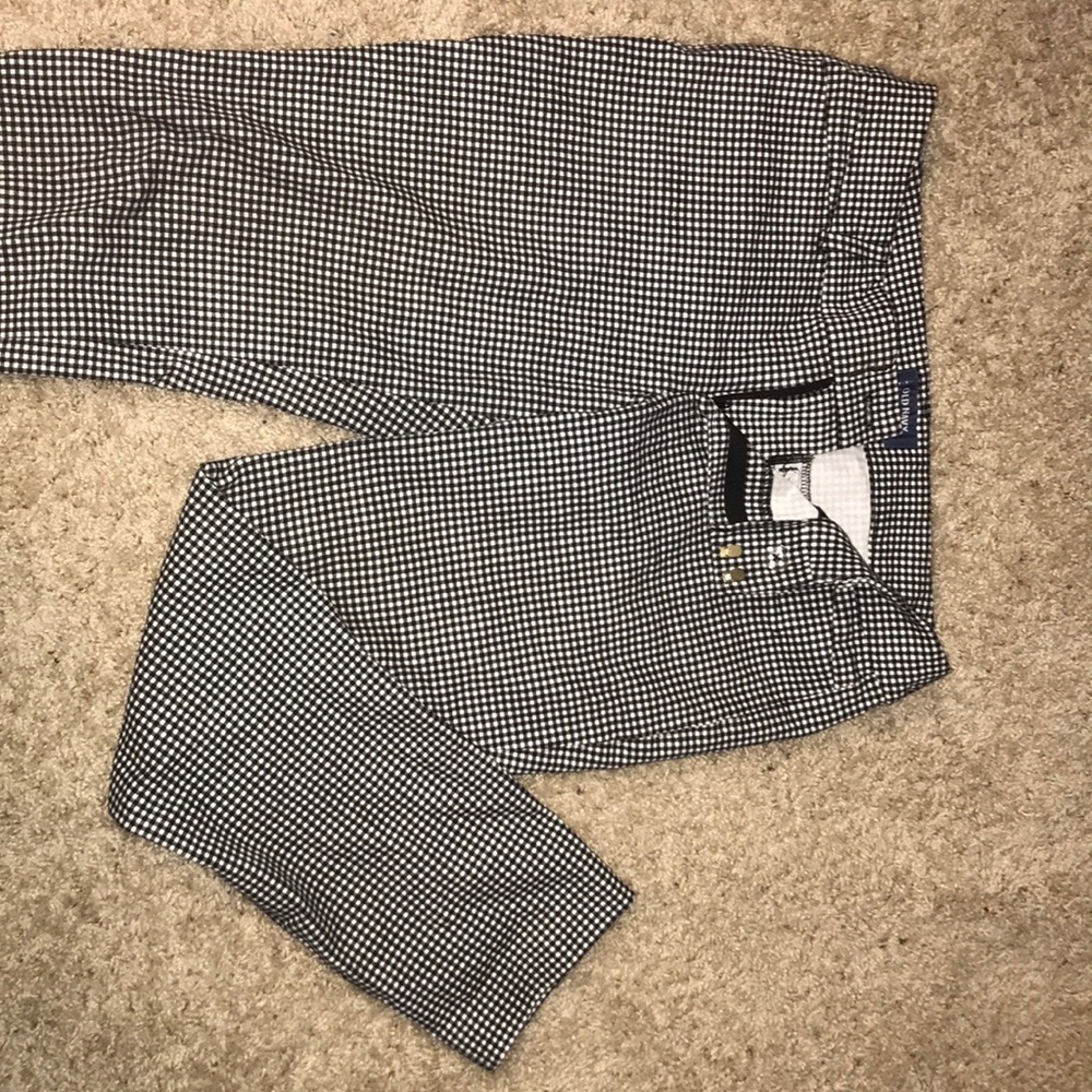 Old Navy Mid-Rise Pixie Ankle Pants